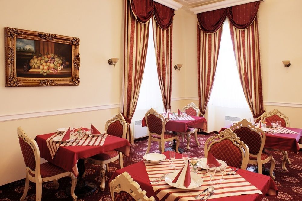 Hôtel Zamek Kamenny Dvur à Mostov Extérieur photo